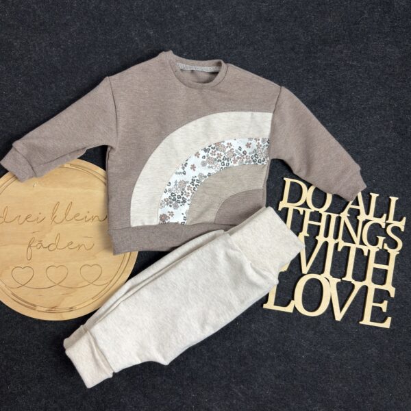 Homecoming Outfit #56 Regenbogen